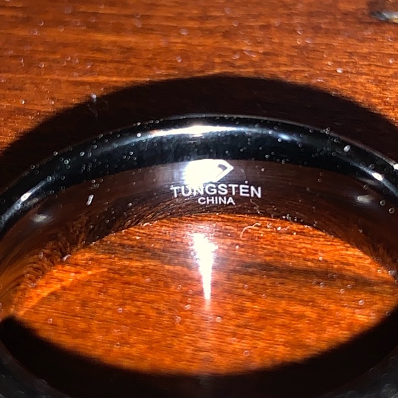 ❤️SOLD❤️Black Tungsten Wedding Band - Picture 6 of 7